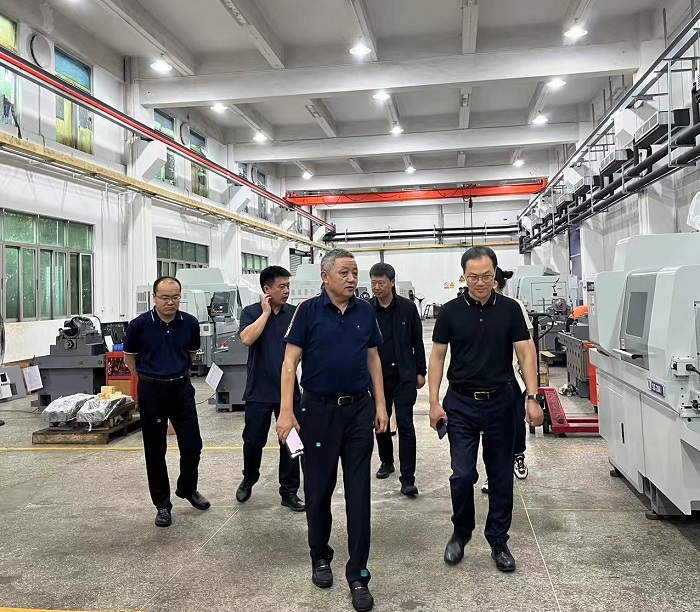 1727519358150837.jpg 萊西招商訪碩方走心機(jī)-1.jpg